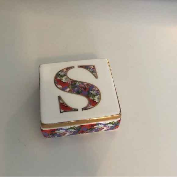 Anthropologie bohemian jewelry holder - Picture 6 of 6